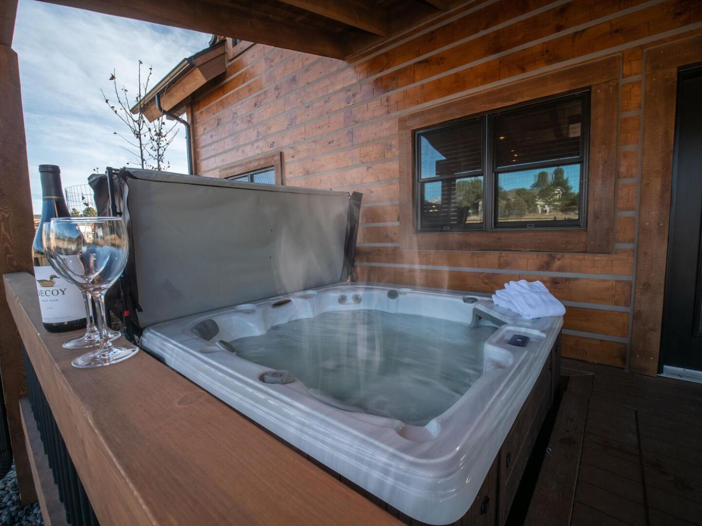Chic Retreat Indoor Outdoor Fireplace, Private Jacuzzi, Great Location! Estes Park Rom bilde